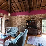 Quintana La Vega Casona Asturiana 度假居
