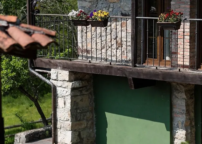 Quintana La Vega Casona Asturiana بيت للعطل